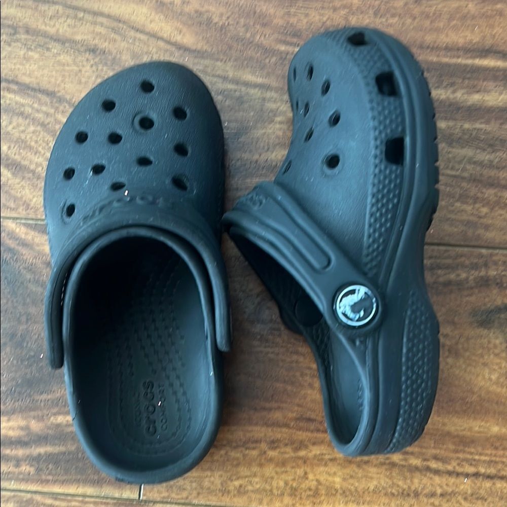 Crocs Kids Black Clogs - Picture 2 of 5
